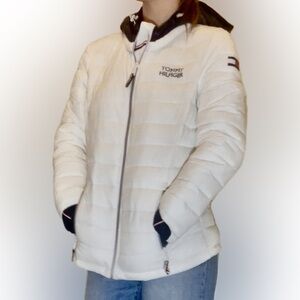 Tommy Hilfiger Women's White Puffer Coat